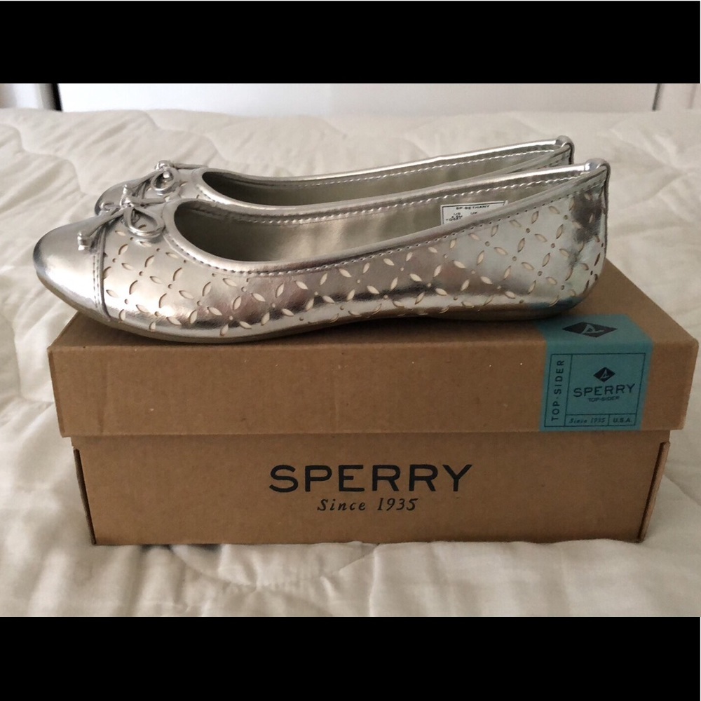 Young Women’s Shoe